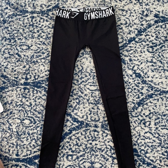 Small Brand new Gymshark athletic apparel - Picture 2 of 4